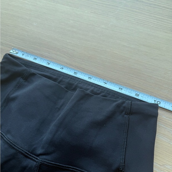 Lululemon Athletica Black Sheer Detail Leggings With Zip Pockets - 2 - Picture 4 of 6